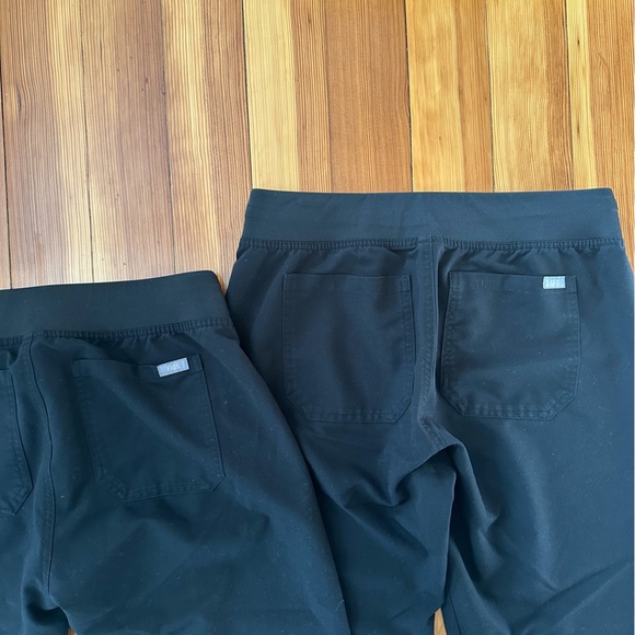 bundle figs scrub pants - Picture 4 of 7